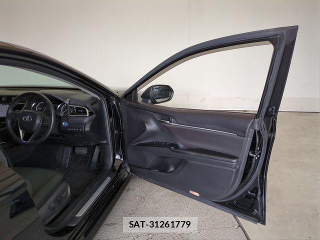 Toyota CAMRY 2017-10 8313541-27