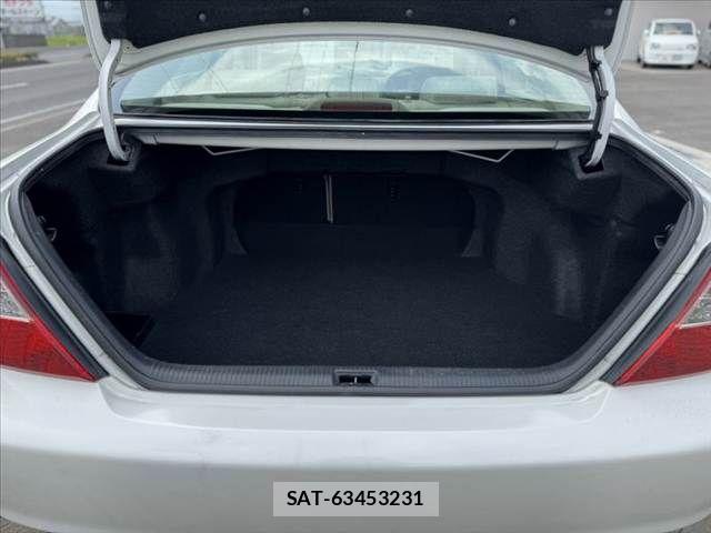Toyota CAMRY 2004-03 8411507-19
