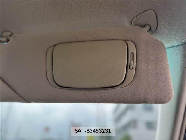 Toyota CAMRY 2004-03 8411507-23