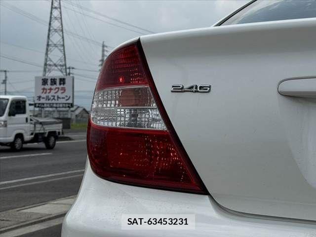 Toyota CAMRY 2004-03 8411507-29