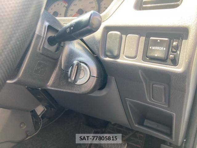 Toyota CAMRY 2001-11 8098374-17