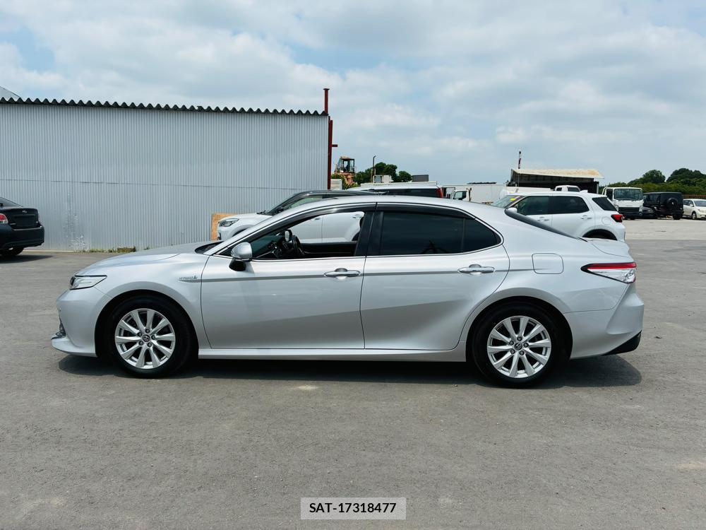 Toyota CAMRY 2018-03 7933122-1
