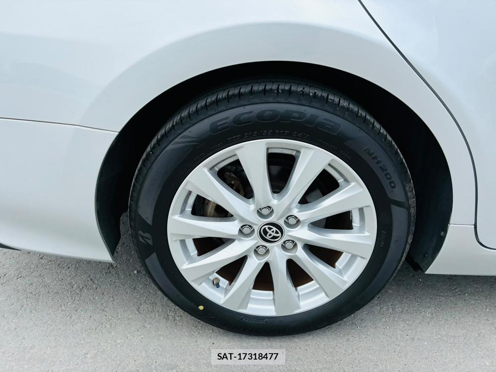 Toyota CAMRY 2018-03 7933122-26