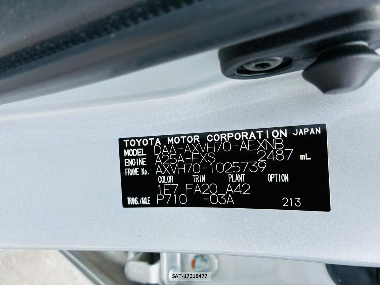 Toyota CAMRY 2018-03 7933122-38