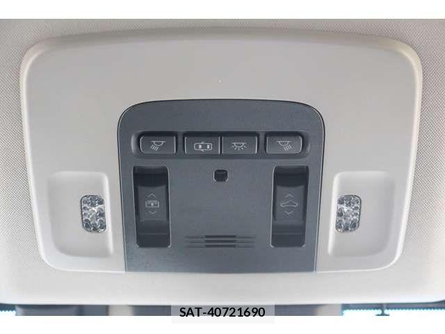 Toyota CAMRY HYBRID 2018-09 1305612-12