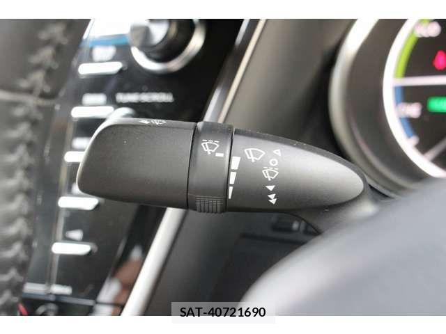 Toyota CAMRY HYBRID 2018-09 1305612-5