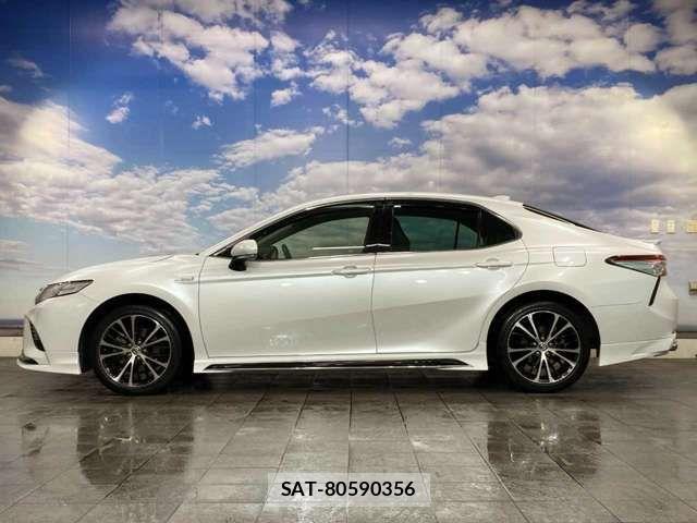 Toyota CAMRY HYBRID 2020-03 1427821-18