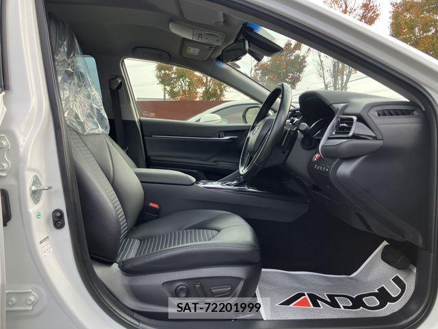 Toyota CAMRY HYBRID 2019-08 1445068-9