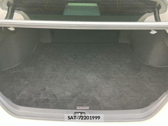 Toyota CAMRY HYBRID 2019-08 1445068-22