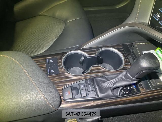 Toyota CAMRY HYBRID 2020-03 1471303-23