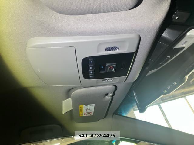 Toyota CAMRY HYBRID 2020-03 1471303-24