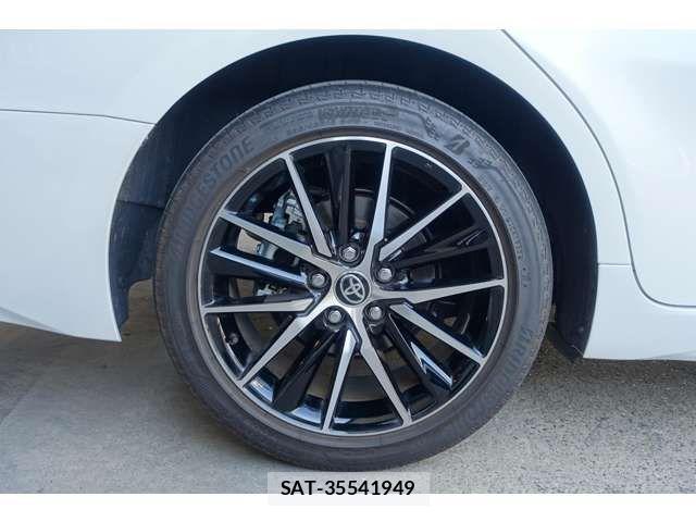 Toyota CAMRY HYBRID 2022-06 1845974-11