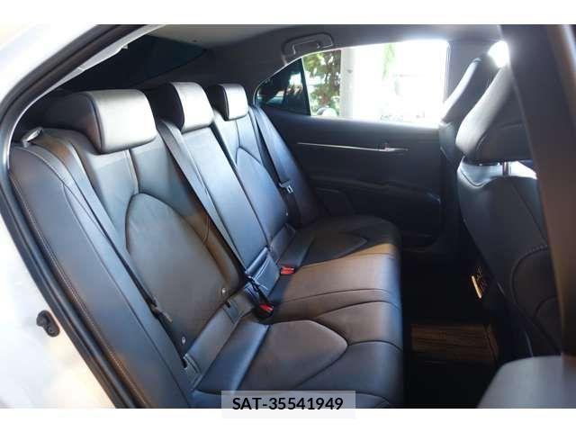Toyota CAMRY HYBRID 2022-06 1845974-16