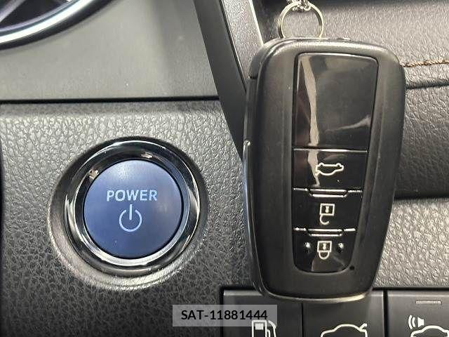 Toyota CAMRY HYBRID 2017-07 2726768-10