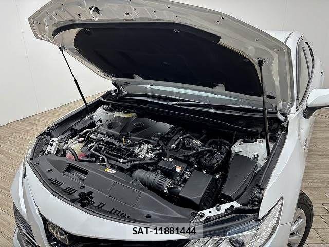 Toyota CAMRY HYBRID 2017-07 2726768-17