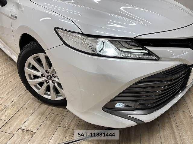 Toyota CAMRY HYBRID 2017-07 2726768-19