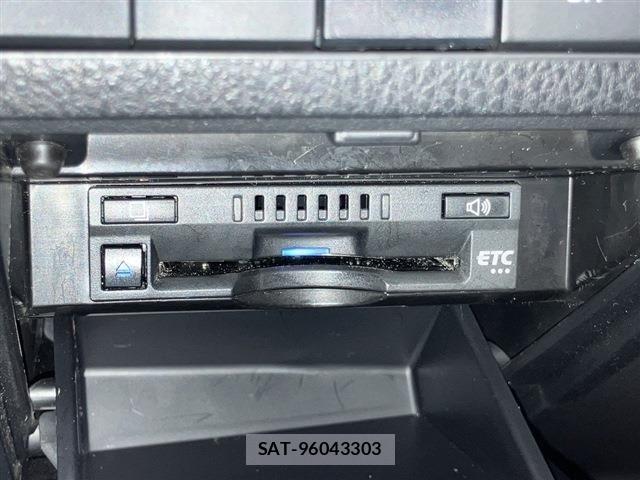Toyota CAMRY HYBRID 2021-02 2776207-12