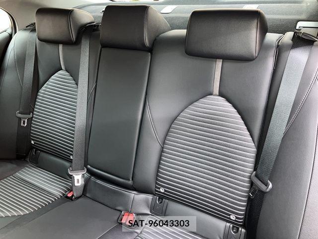 Toyota CAMRY HYBRID 2021-02 2776207-18