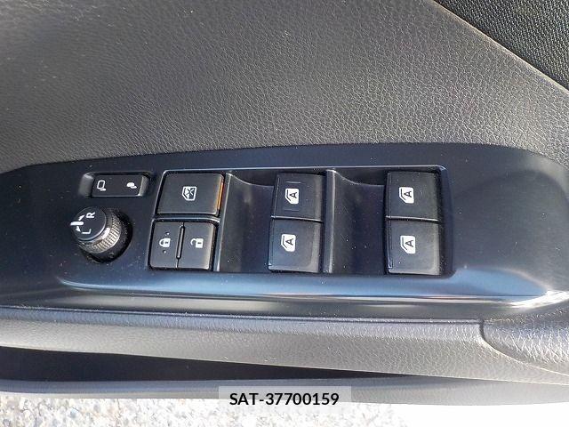 Toyota CAMRY HYBRID 2018-01 3064329-24