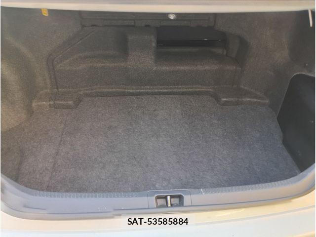 Toyota CAMRY HYBRID 2013-11 3355978-14
