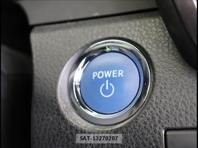 Toyota CAMRY HYBRID 2017-10 3413839-14