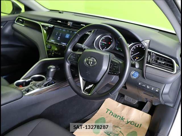 Toyota CAMRY HYBRID 2017-10 3413839-17