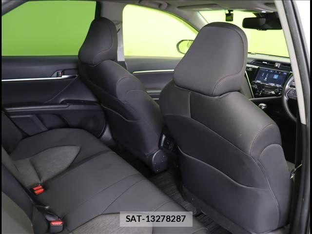 Toyota CAMRY HYBRID 2017-10 3413839-21