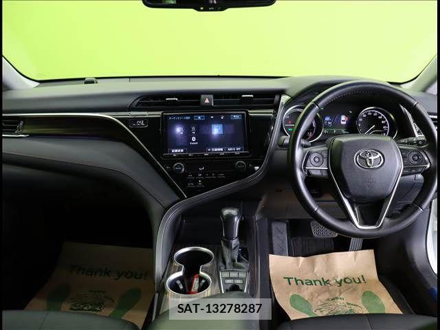 Toyota CAMRY HYBRID 2017-10 3413839-2