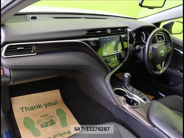 Toyota CAMRY HYBRID 2017-10 3413839-29