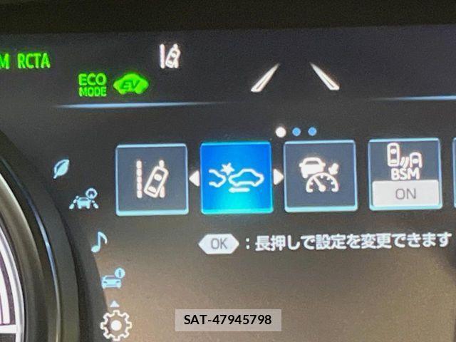 Toyota CAMRY HYBRID 2021-06 3662624-9