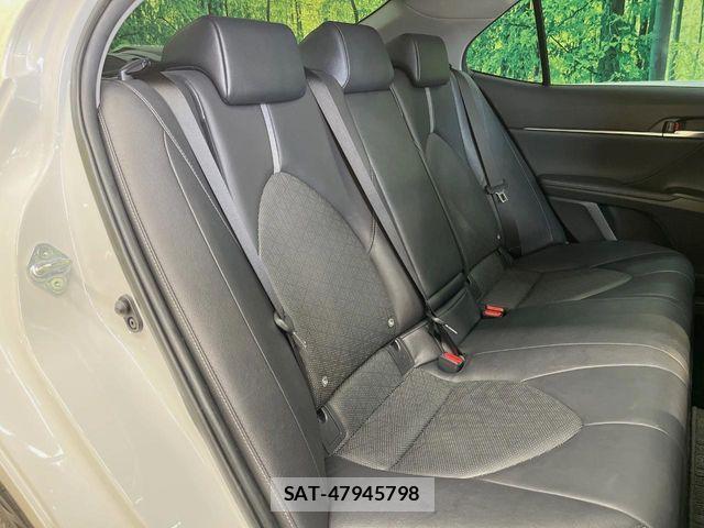 Toyota CAMRY HYBRID 2021-06 3662624-12
