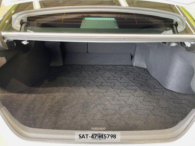 Toyota CAMRY HYBRID 2021-06 3662624-13