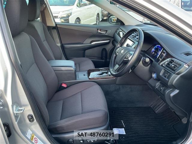 Toyota CAMRY HYBRID 2014-11 3831917-18