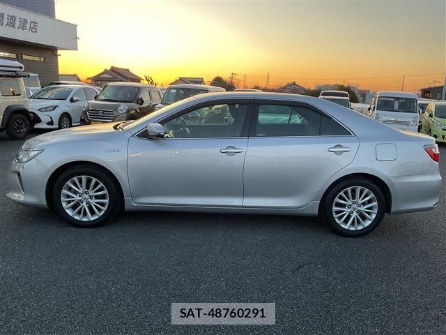 Toyota CAMRY HYBRID 2014-11 3831917-29