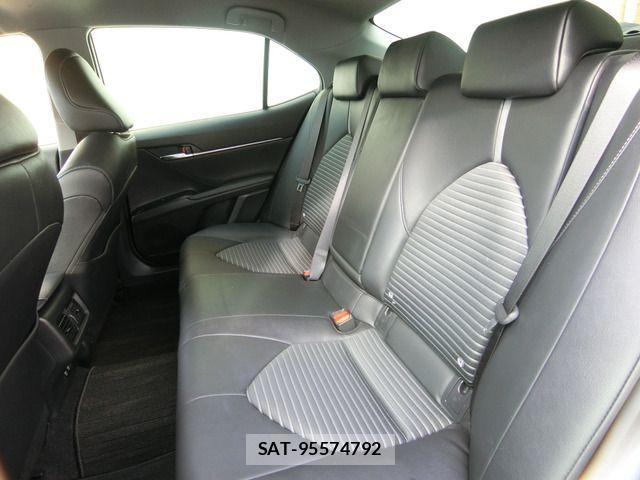 Toyota CAMRY HYBRID 2018-11 3831908-16