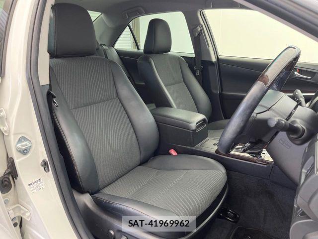 Toyota CAMRY HYBRID 2016-06 4108542-12