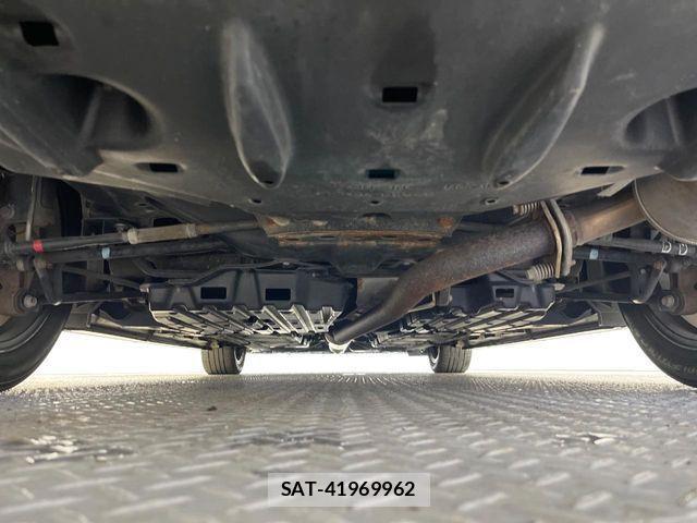Toyota CAMRY HYBRID 2016-06 4108542-18