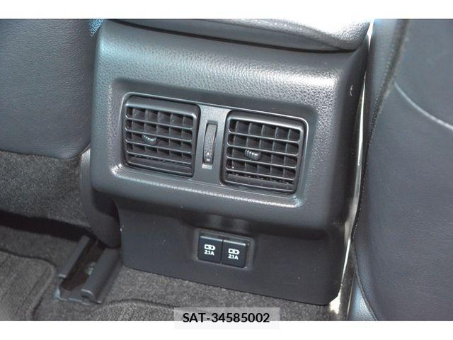 Toyota CAMRY HYBRID 2021-03 4321173-16