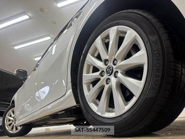 Toyota CAMRY HYBRID 2017-08 4419962-18