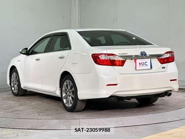 Toyota CAMRY HYBRID 2014-04 4588340-9