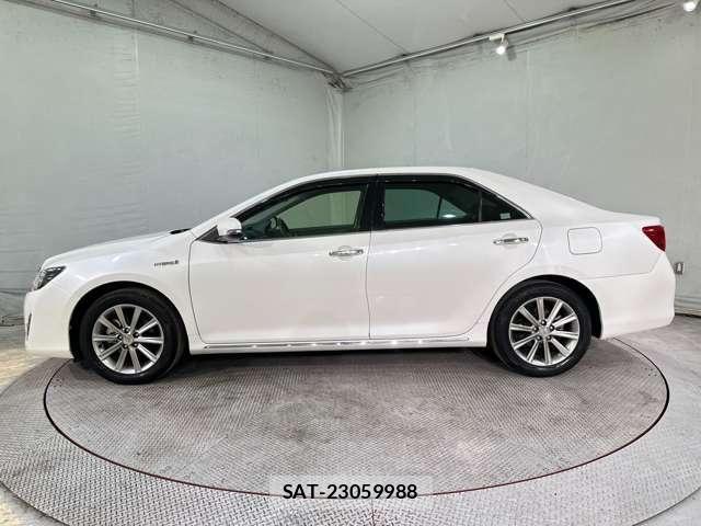 Toyota CAMRY HYBRID 2014-04 4588340-10