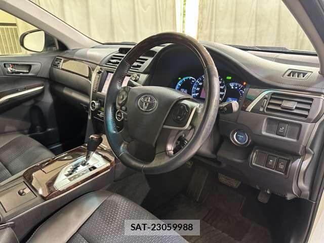 Toyota CAMRY HYBRID 2014-04 4588340-11