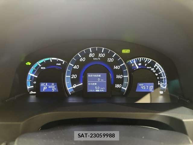 Toyota CAMRY HYBRID 2014-04 4588340-13