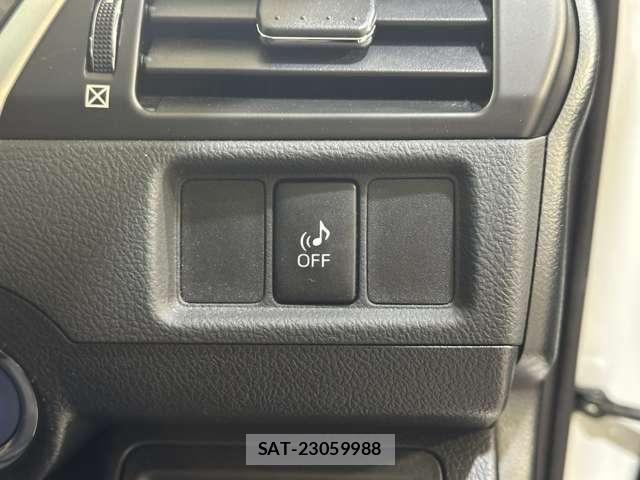 Toyota CAMRY HYBRID 2014-04 4588340-17