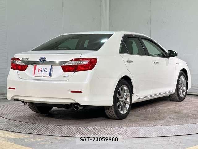 Toyota CAMRY HYBRID 2014-04 4588340-7