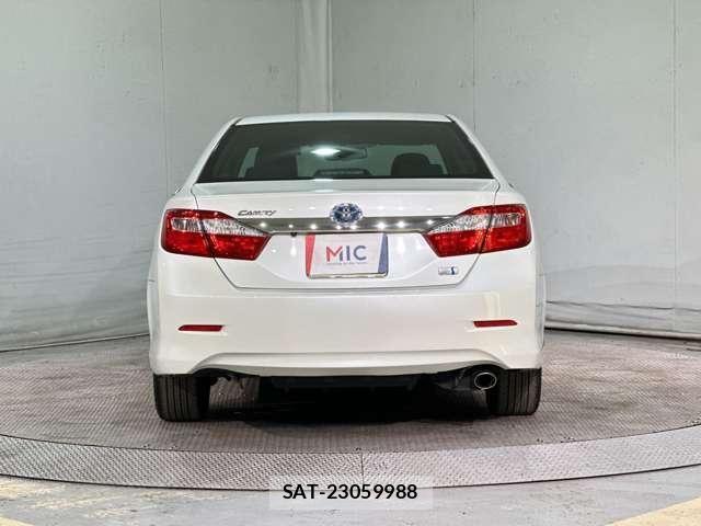 Toyota CAMRY HYBRID 2014-04 4588340-8