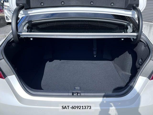 Toyota CAMRY HYBRID 2020-02 4588305-20