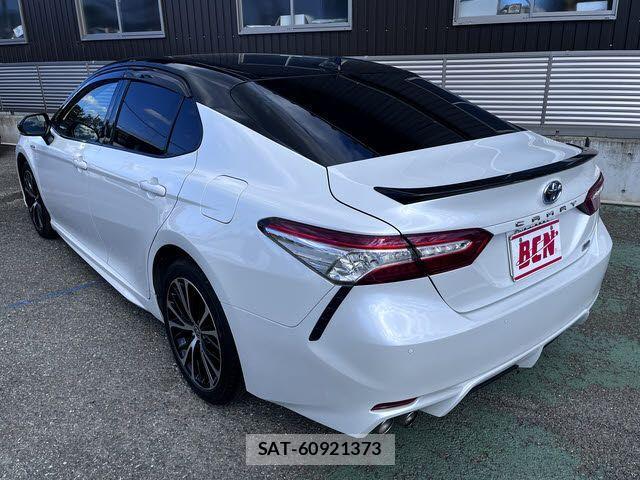 Toyota CAMRY HYBRID 2020-02 4588305-8