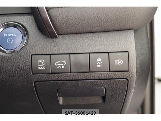 Toyota CAMRY HYBRID 2023-06 4751660-20