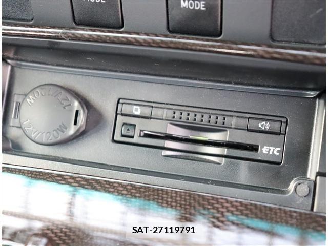 Toyota CAMRY HYBRID 2012-06 4932439-11